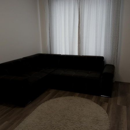 Gil Apartments, On Mynaiska 18 Užhorod Exteriér fotografie